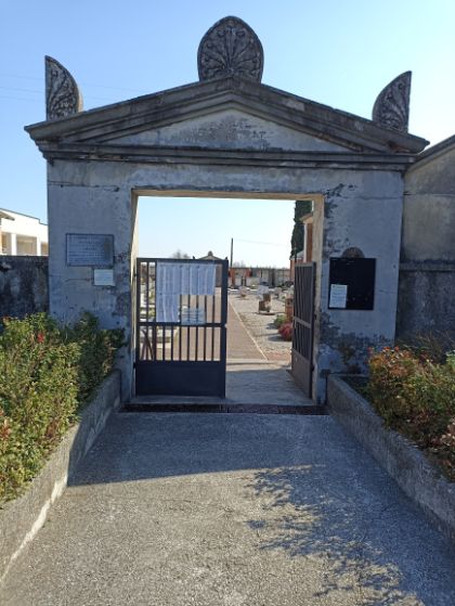 Servizi Cimiteriali - Avviso per Aree Cimiteriali